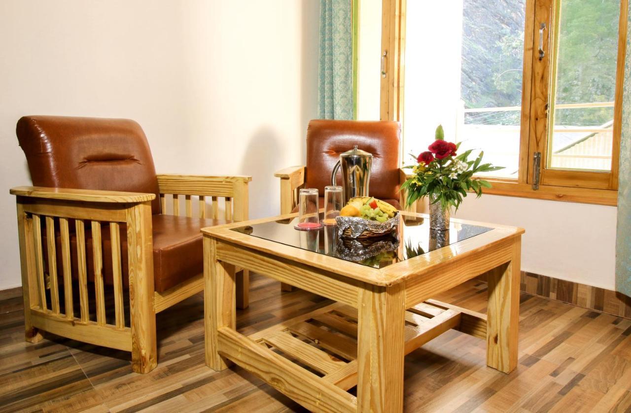 Chaman Vatika Hotel Kullu Ngoại thất bức ảnh